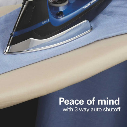 Retractable Cord Iron with Stainless Steel Soleplate
