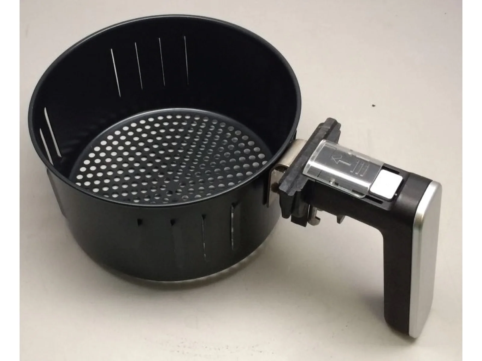3.7 Quart/3.5 Liter Digital Air Fryer - Image 9